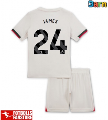 Chelsea Reece James #24 Bortatröja Barn 2025-26 Kortärmad (+ Korta byxor)